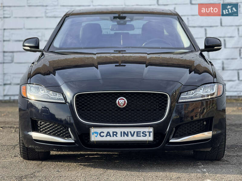 Седан Jaguar XF 2016 в Києві
