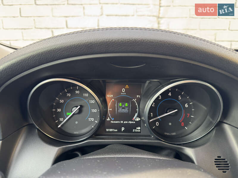 Седан Jaguar XF 2016 в Києві