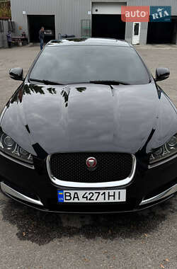 Седан Jaguar XF 2012 в Кропивницком