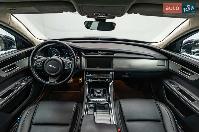 Седан Jaguar XF 2019 в Києві фото 10 Седан Jaguar XF 2019 в Києві