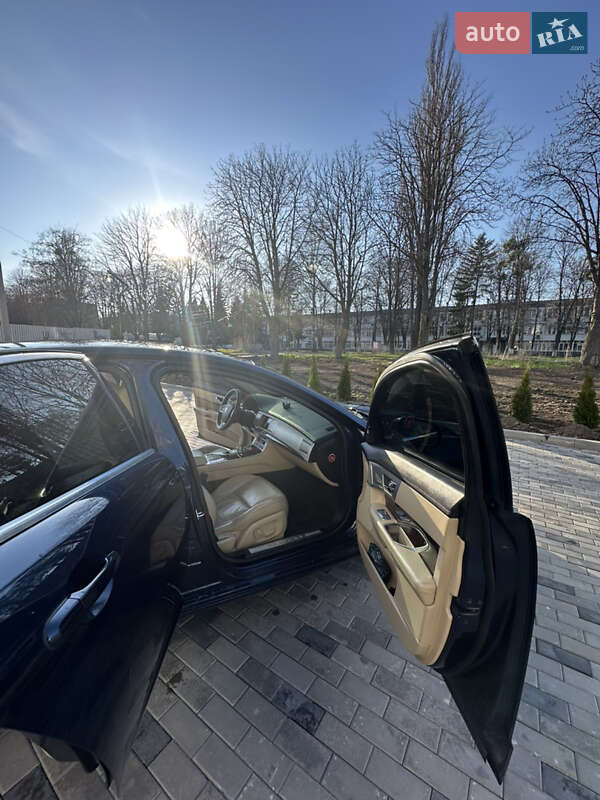 Седан Jaguar XF 2013 в Виннице