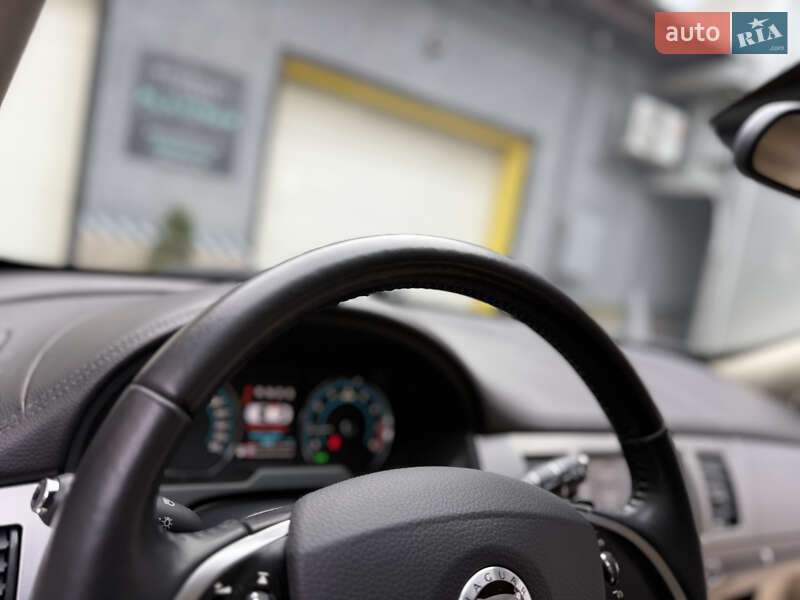 Седан Jaguar XF 2013 в Києві