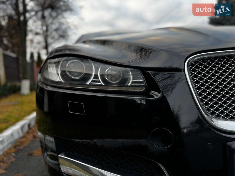 Седан Jaguar XF 2013 в Киеве