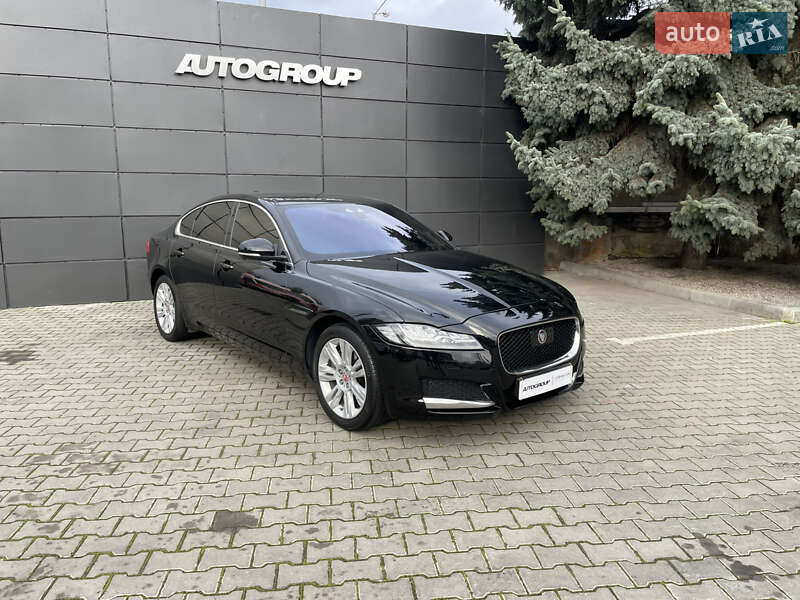 Jaguar XF 2019