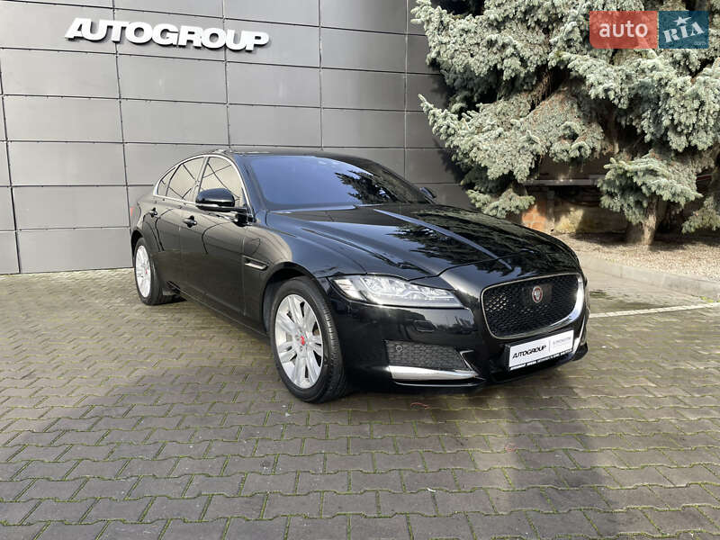 Jaguar XF 2019 Jaguar XF 2019
