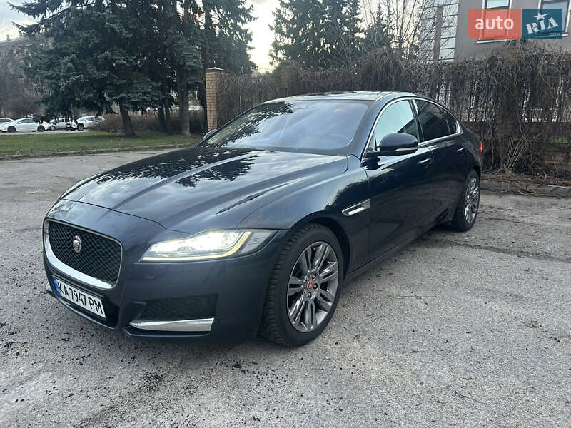 Седан Jaguar XF 2020 в Харкові