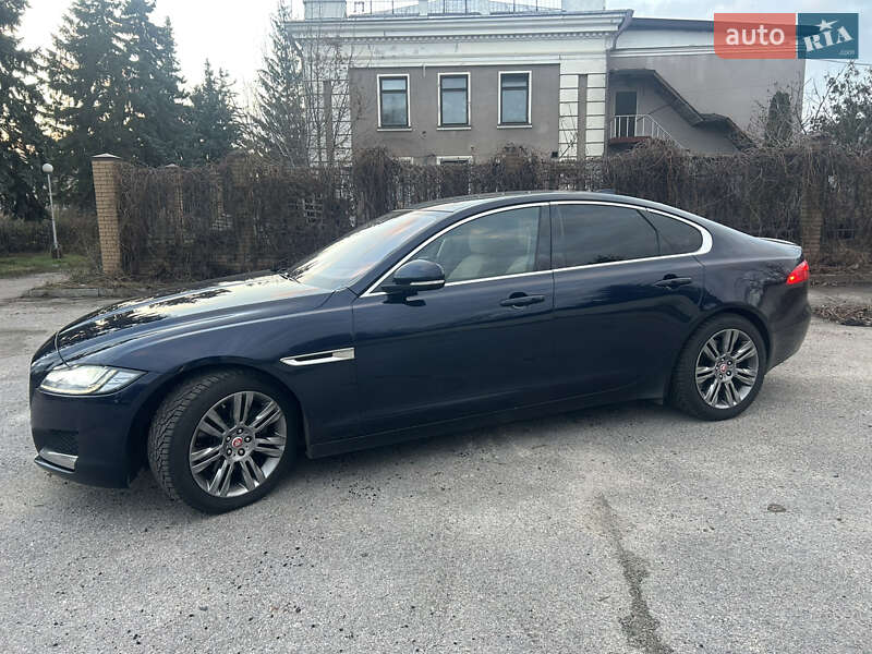 Седан Jaguar XF 2020 в Харкові