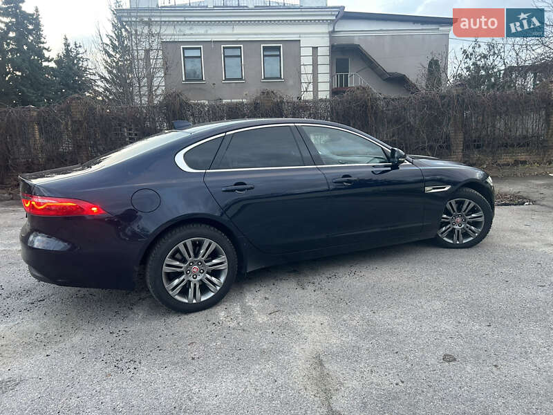 Седан Jaguar XF 2020 в Харкові