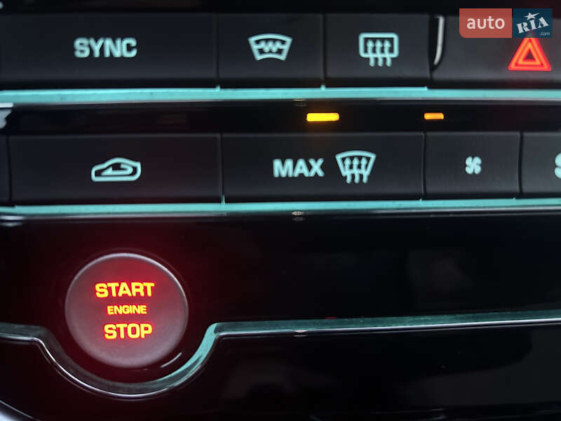 Седан Jaguar XF 2020 в Харкові