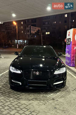 Седан Jaguar XF 2017 в Одесі