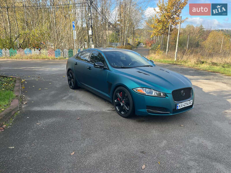 Седан Jaguar XF 2014 в Києві