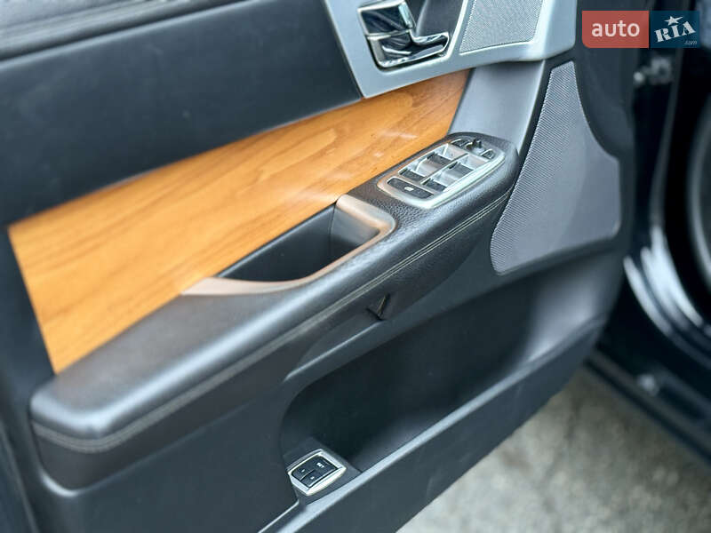 Седан Jaguar XF 2012 в Киеве фото 12 Седан Jaguar XF 2012 в Киеве