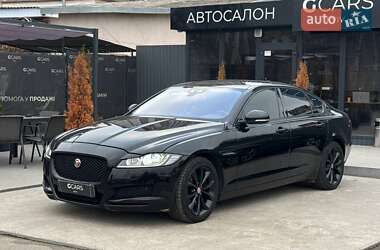 Седан Jaguar XF 2016 в Києві