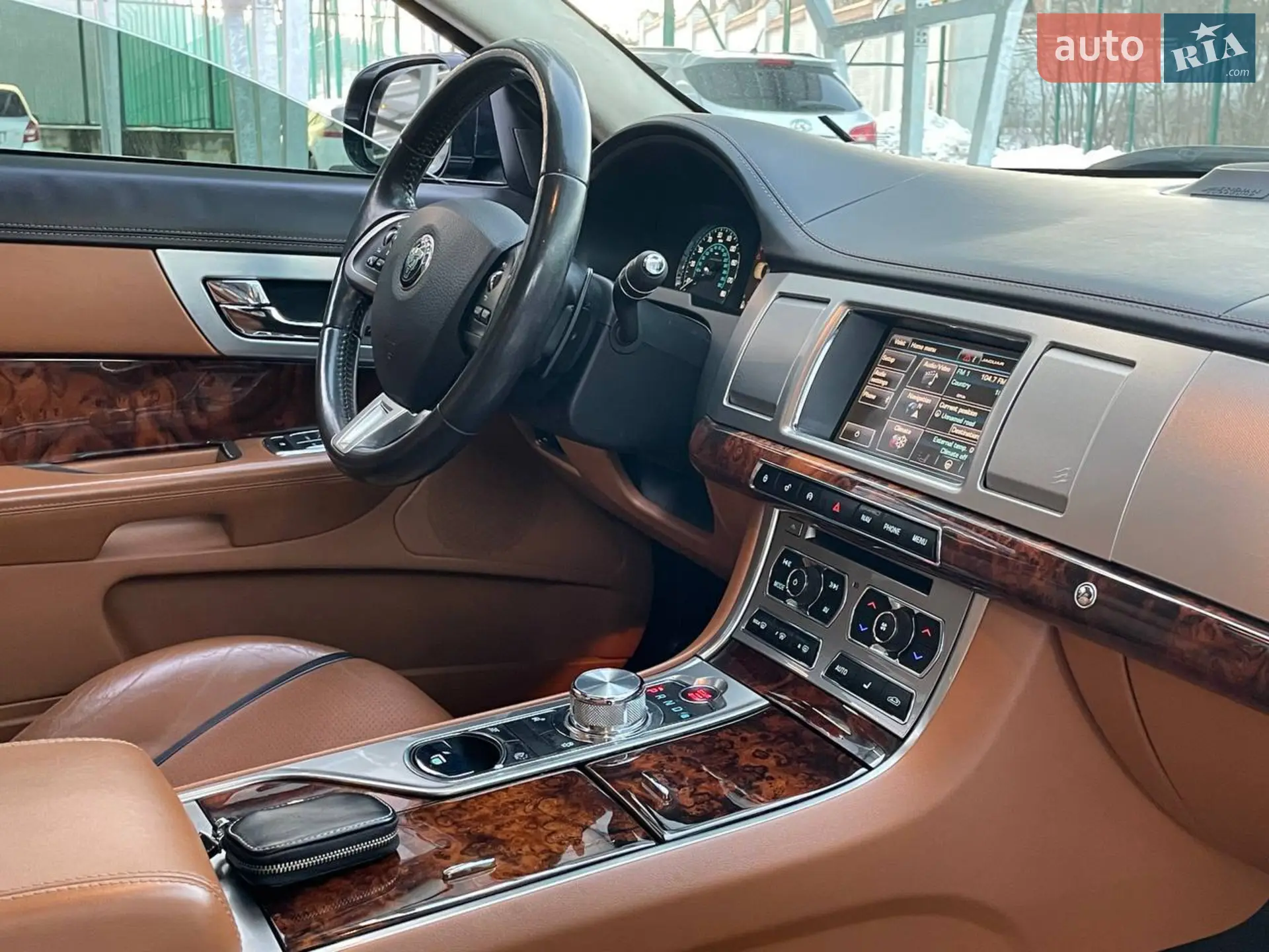 2014 Jaguar XF - мініатюра 44