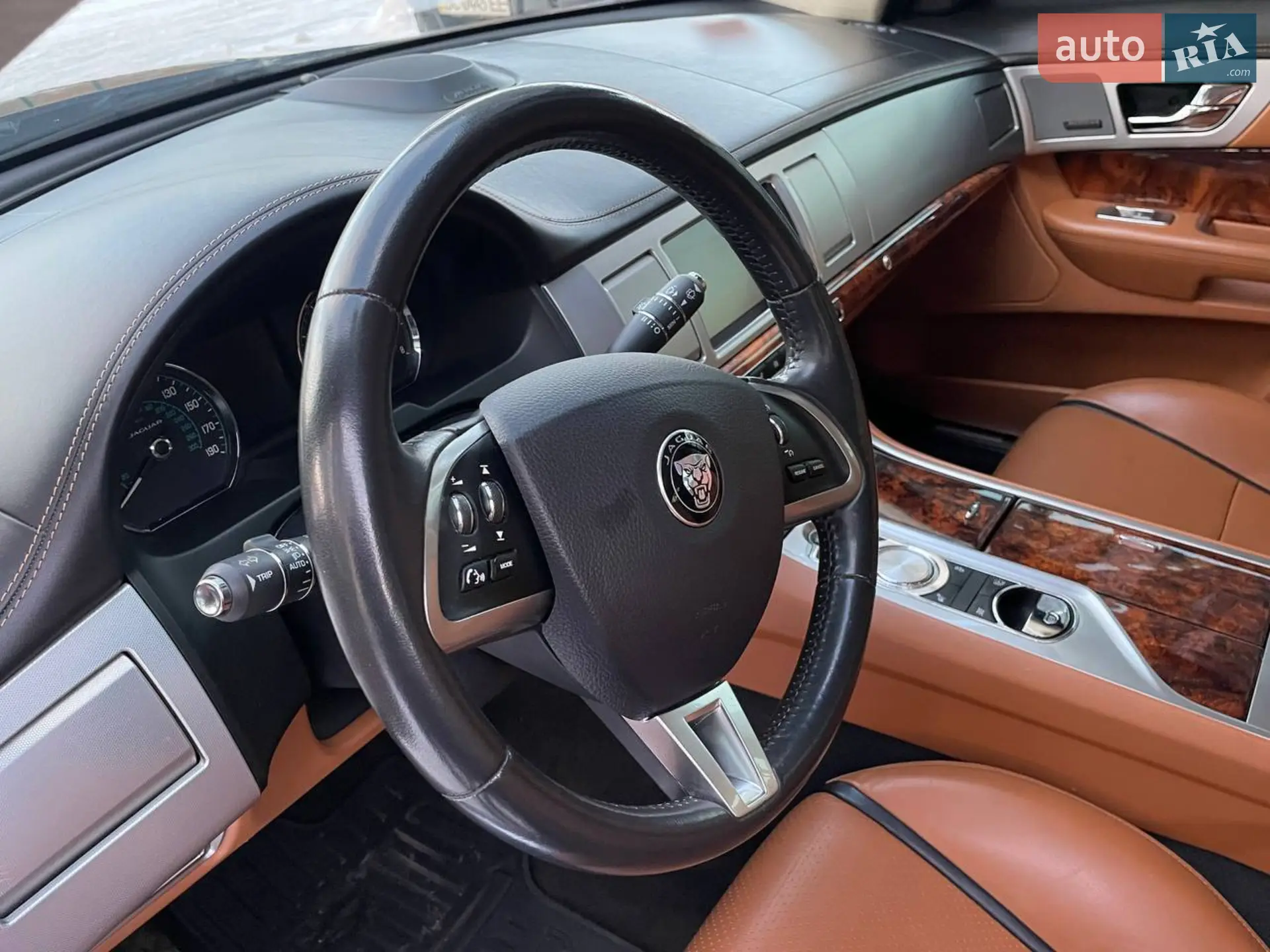 2014 Jaguar XF - мініатюра 28