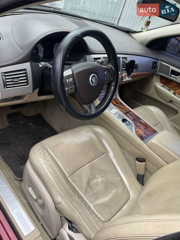 Седан Jaguar XF 2008 в Николаеве фото 5 Седан Jaguar XF 2008 в Николаеве