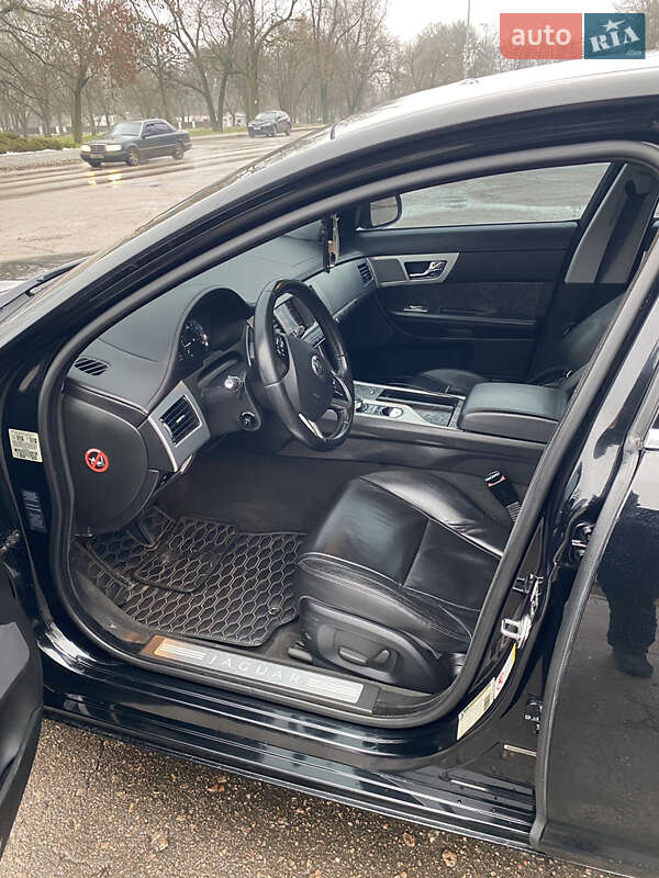 Седан Jaguar XF 2012 в Кропивницком фото 53 Седан Jaguar XF 2012 в Кропивницком