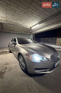 Седан Jaguar XF 2008 в Львові