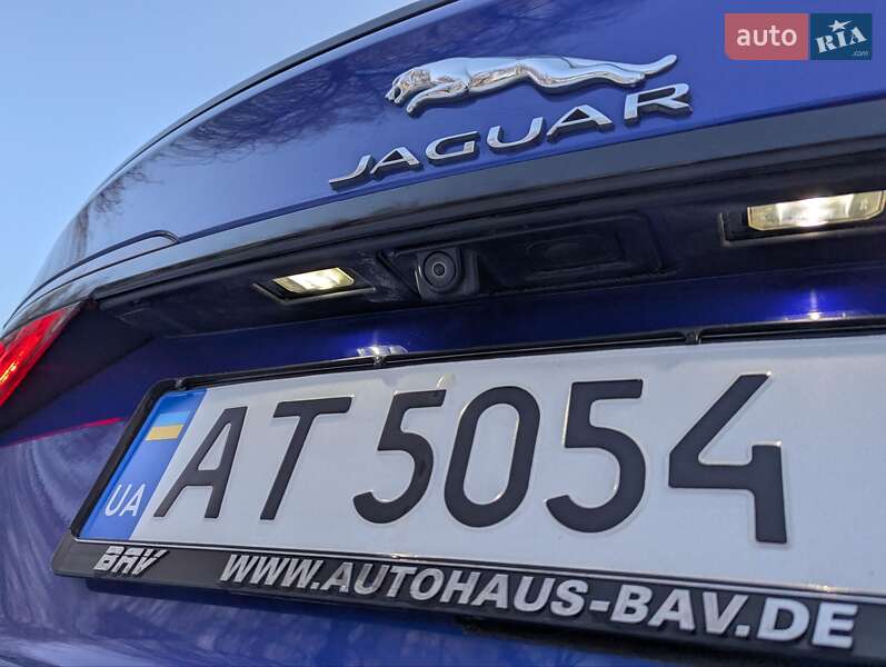 Седан Jaguar XF 2016 в Млинове фото 46 Седан Jaguar XF 2016 в Млинове
