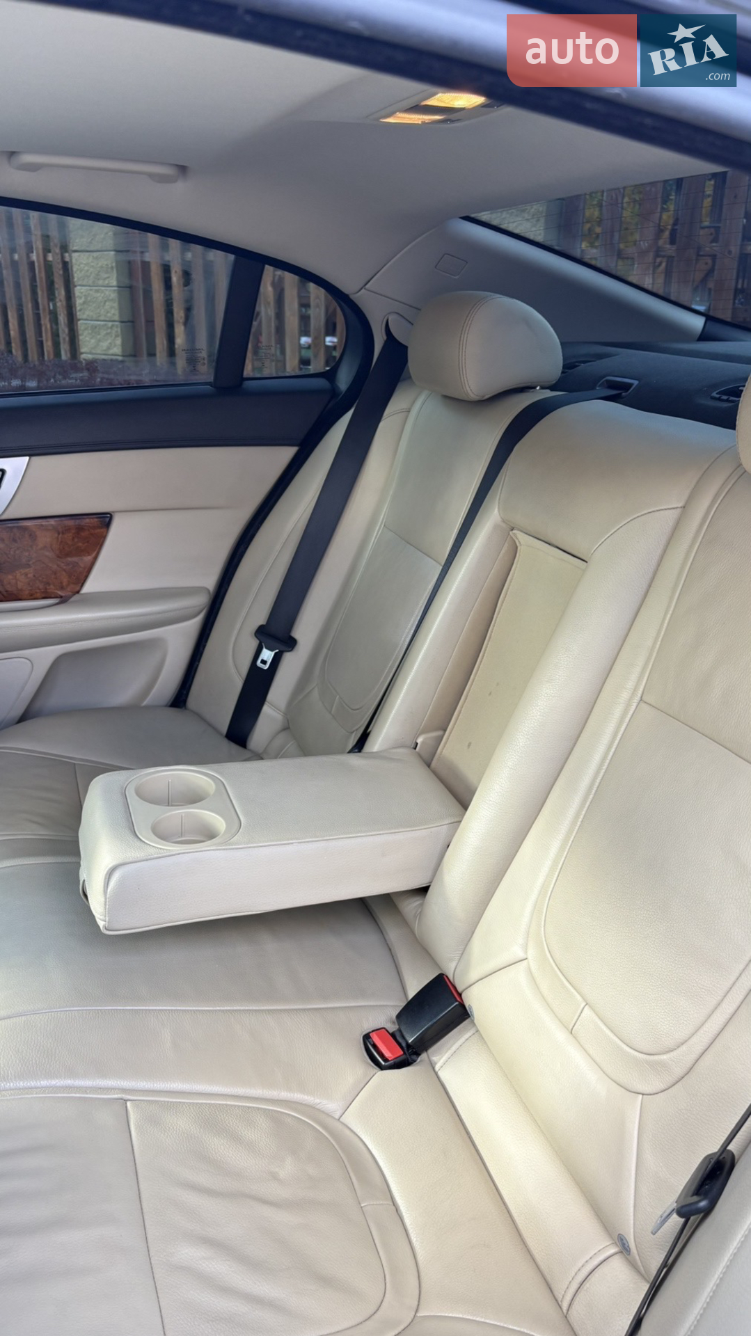 2014 Jaguar XF - мініатюра 23