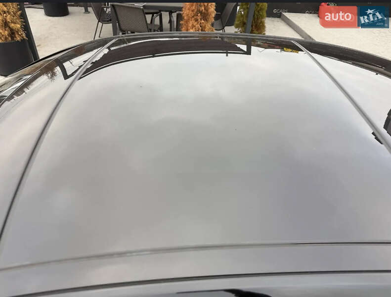 Седан Jaguar XF 2016 в Киеве