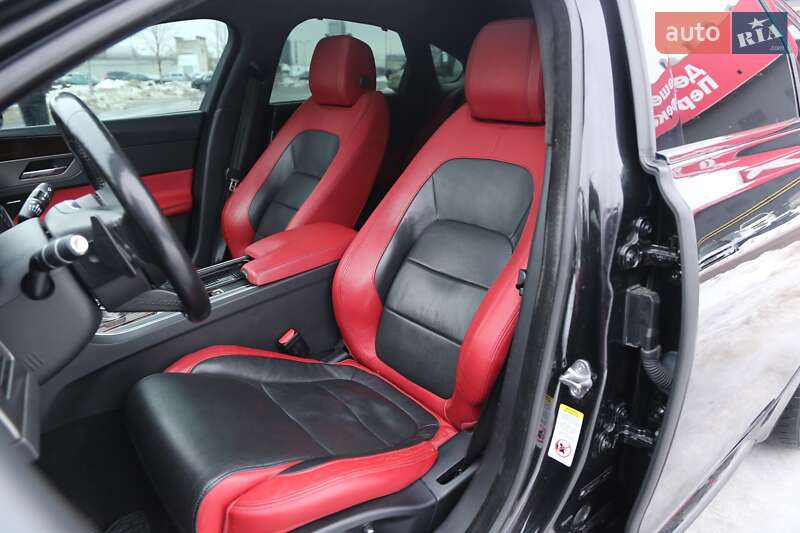 Седан Jaguar XF 2015 в Киеве