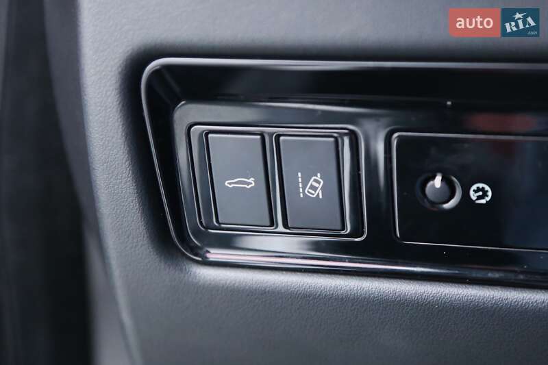 Седан Jaguar XF 2015 в Киеве