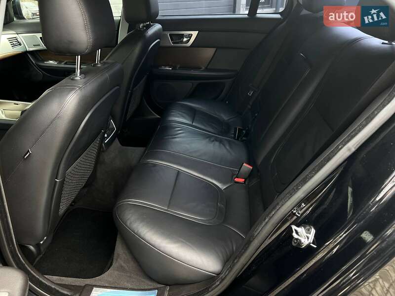 Седан Jaguar XF 2013 в Одессе фото 13 Седан Jaguar XF 2013 в Одессе