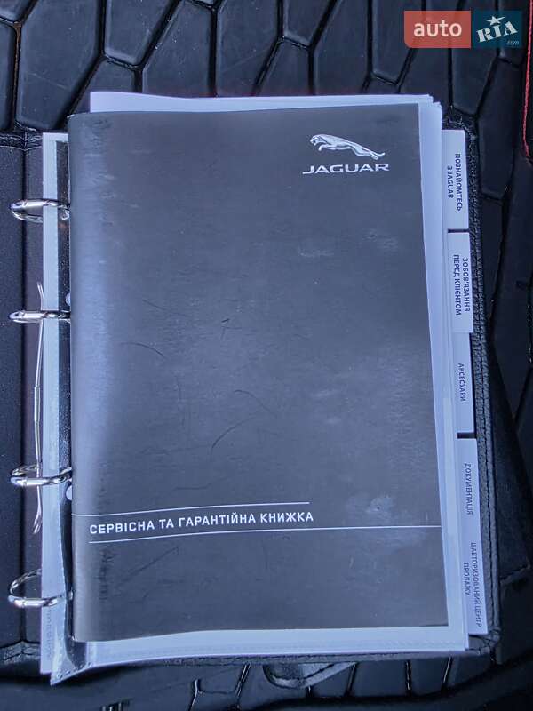 Седан Jaguar XF 2017 в Киеве