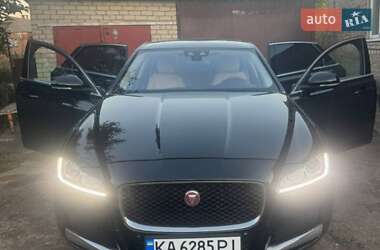 Седан Jaguar XF 2016 в Долинській
