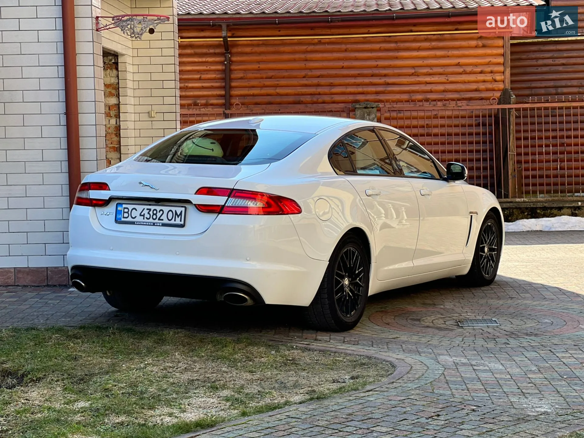 2012 Jaguar XF - мініатюра 21