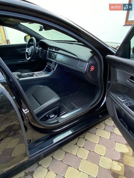 Универсал Jaguar XF 2019 в Киеве
