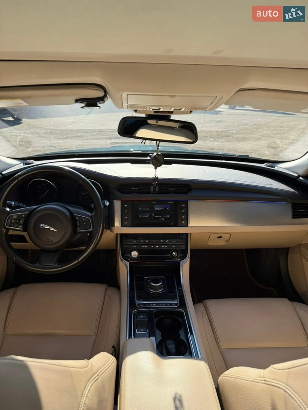 2016 Jaguar XF - мініатюра 27