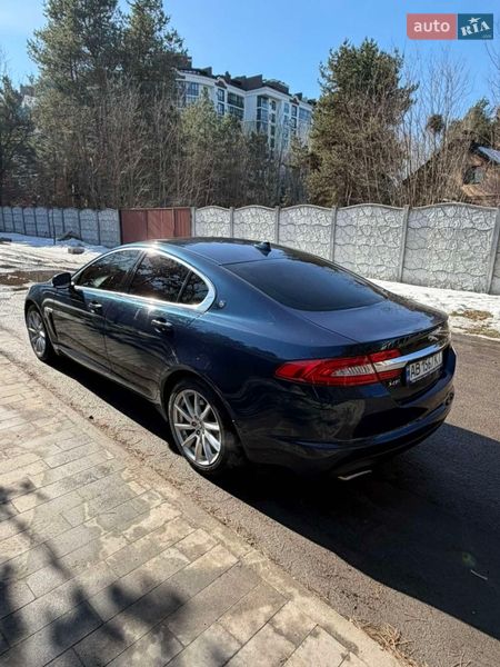 Седан Jaguar XF 2013 в Києві