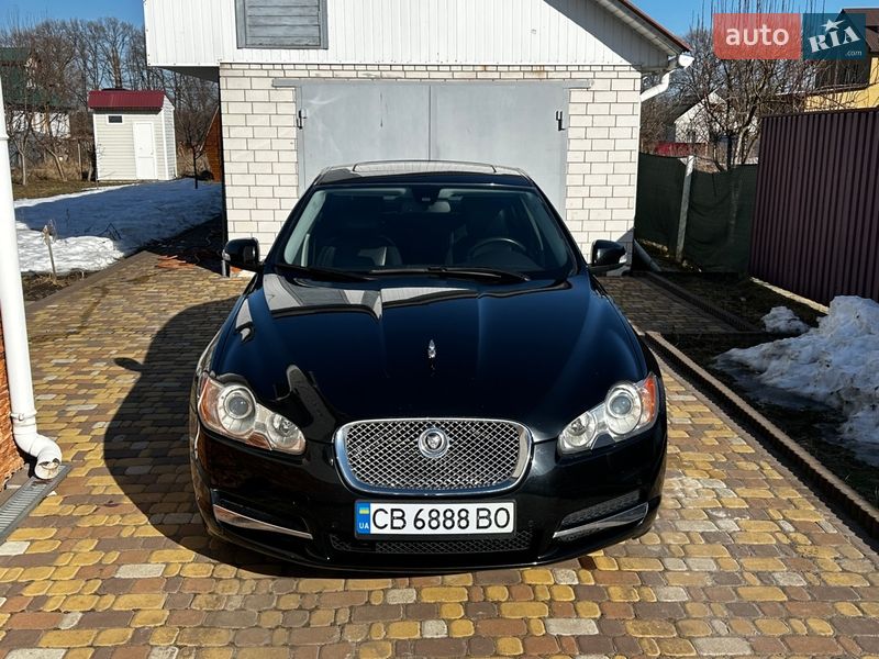 Седан Jaguar XF 2008 в Нежине