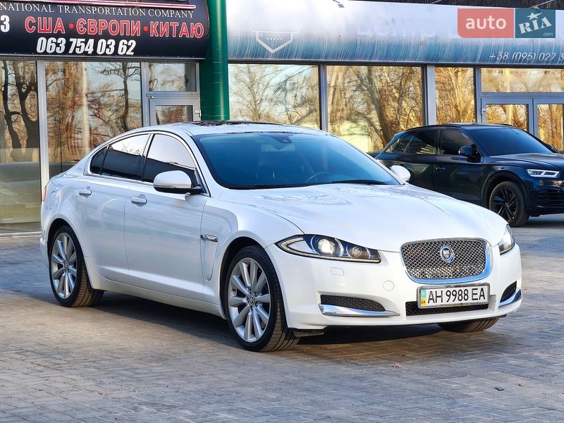 Седан Jaguar XF 2013 в Днепре