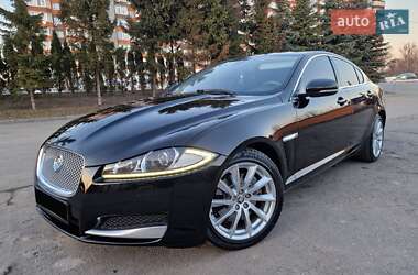 Седан Jaguar XF 2012 в Тернополе
