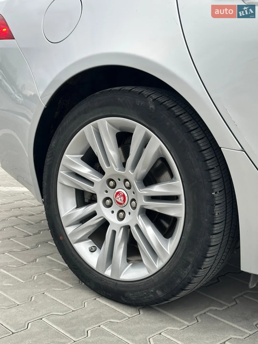2016 Jaguar XF - мініатюра 11
