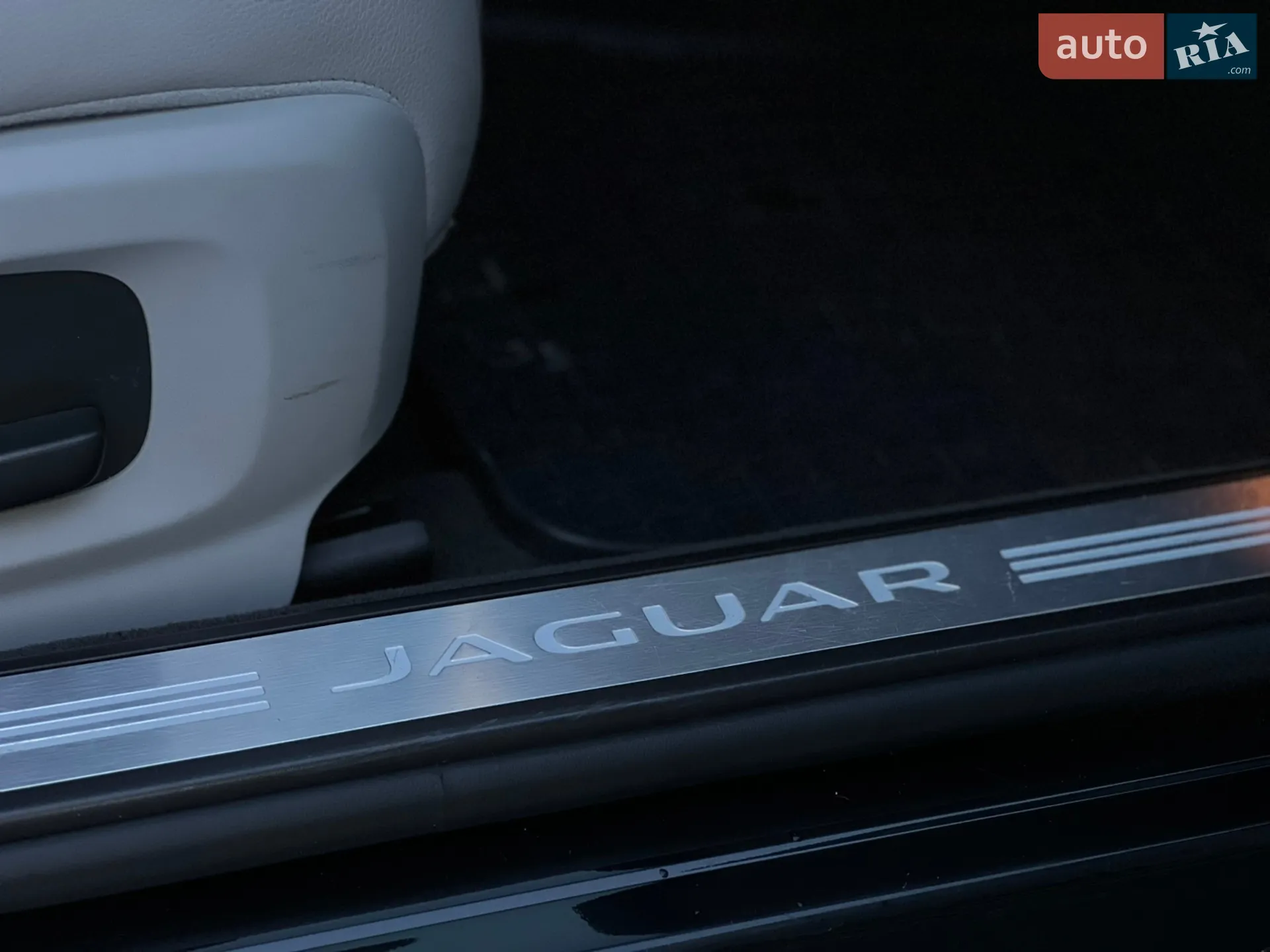 2014 Jaguar XF - мініатюра 36