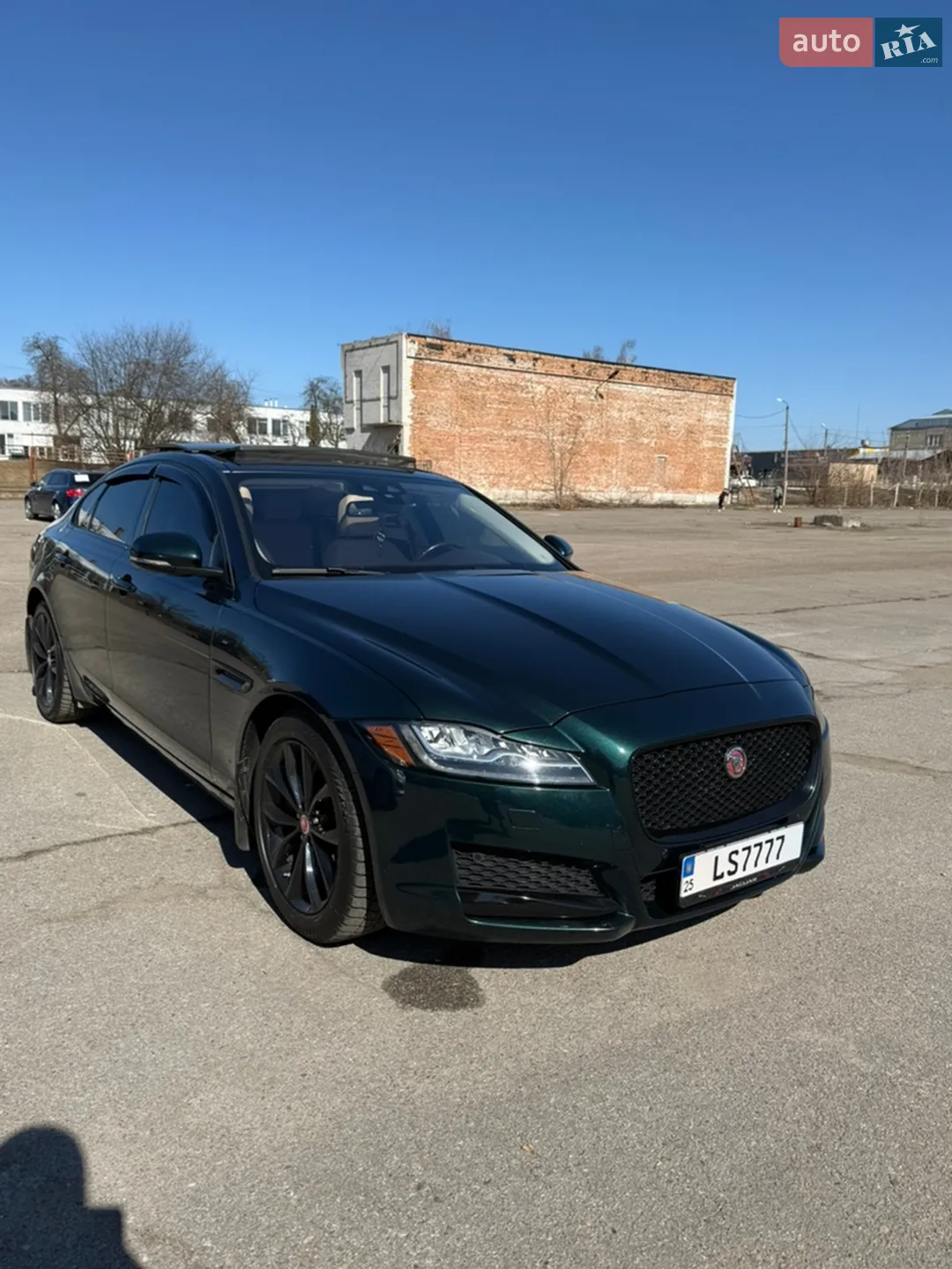 2016 Jaguar XF - мініатюра 9
