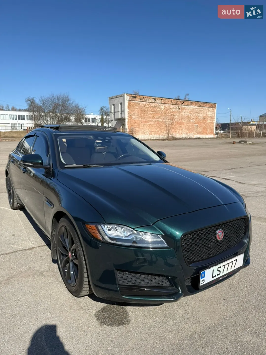 2016 Jaguar XF - мініатюра 13