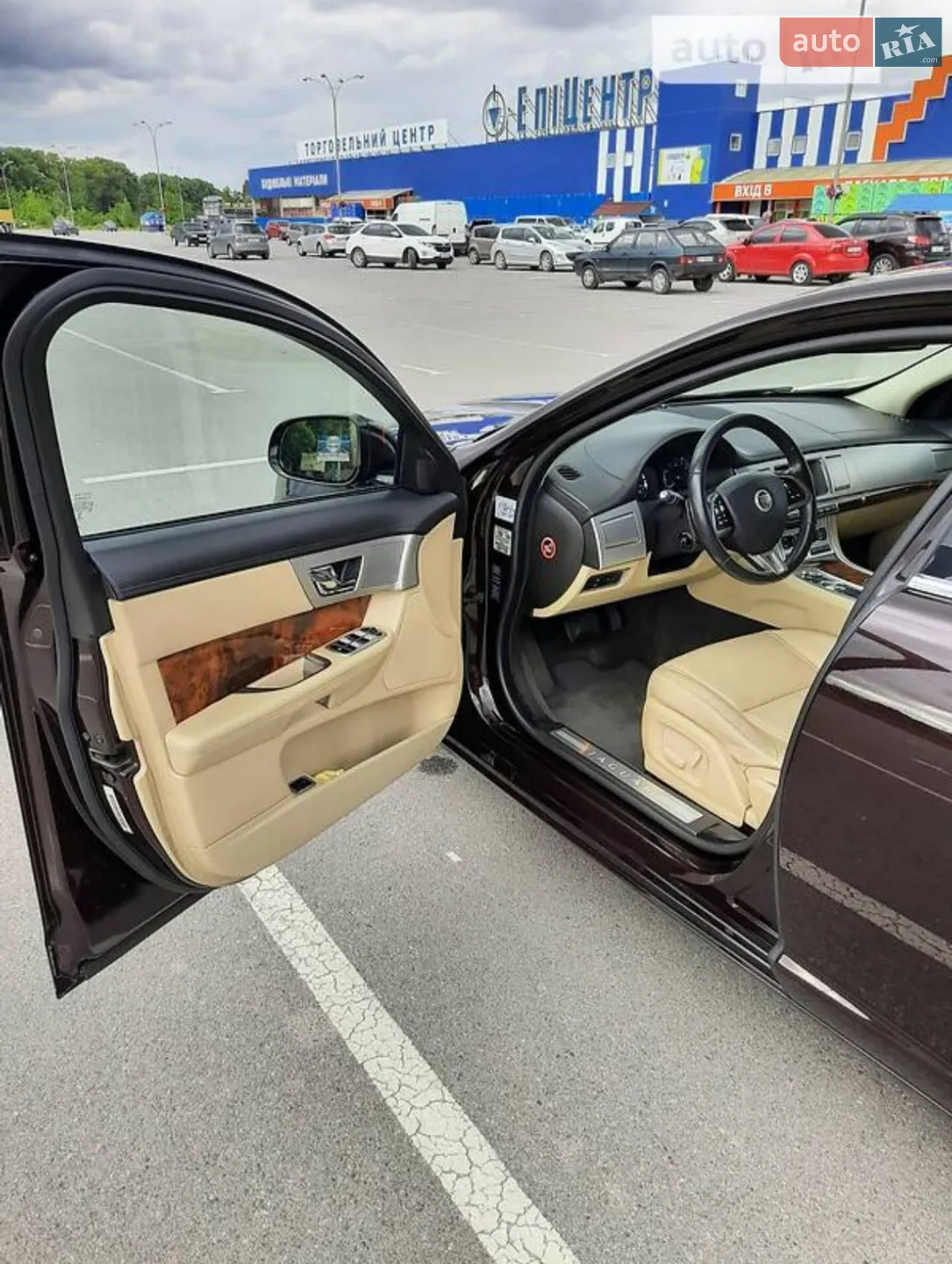2012 Jaguar XF - мініатюра 61