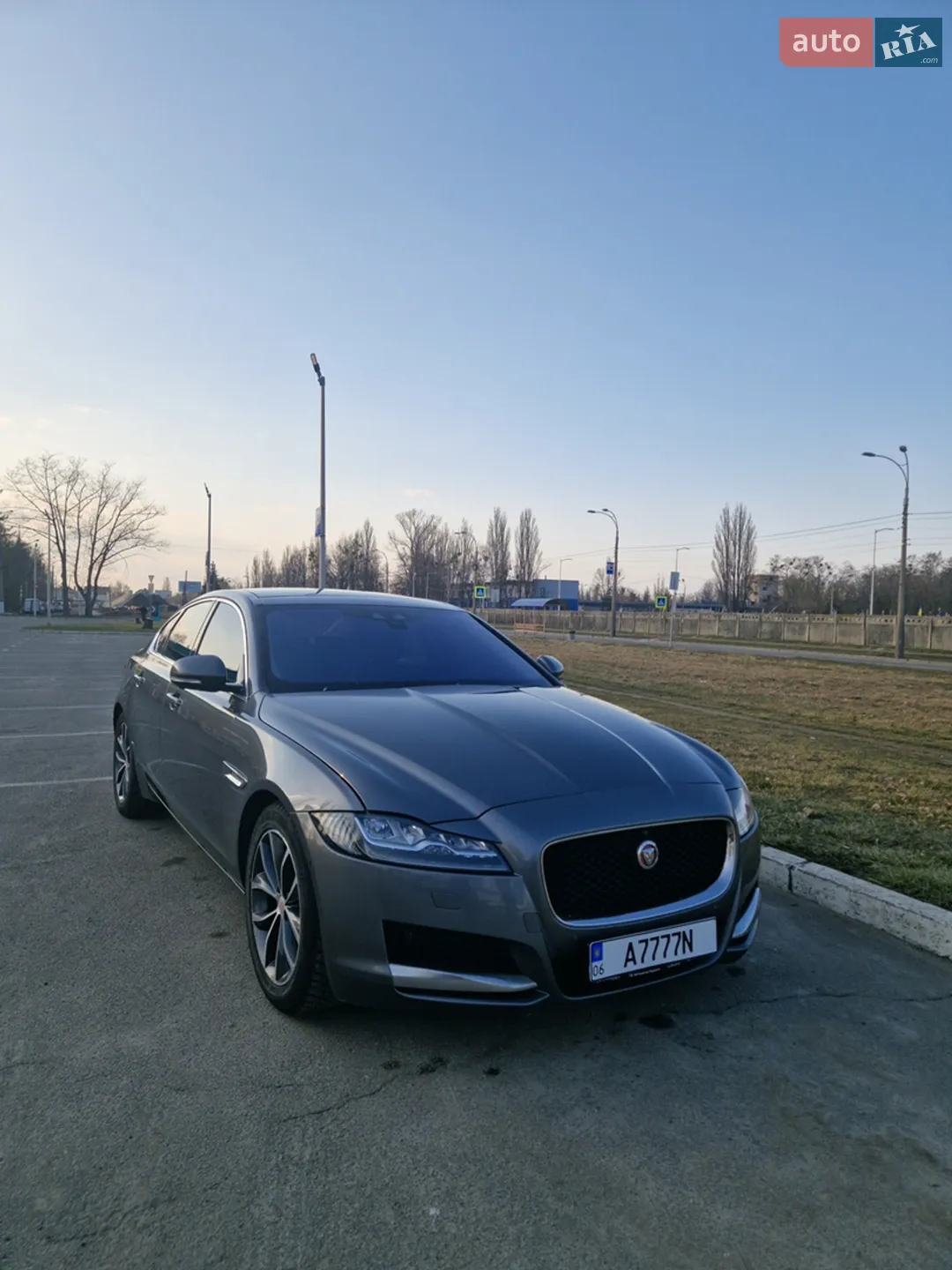 2016 Jaguar XF - мініатюра 6