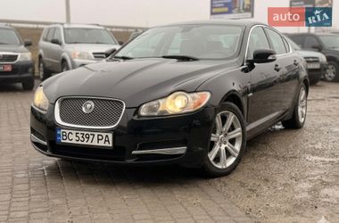 Седан Jaguar XF 2008 в Львове