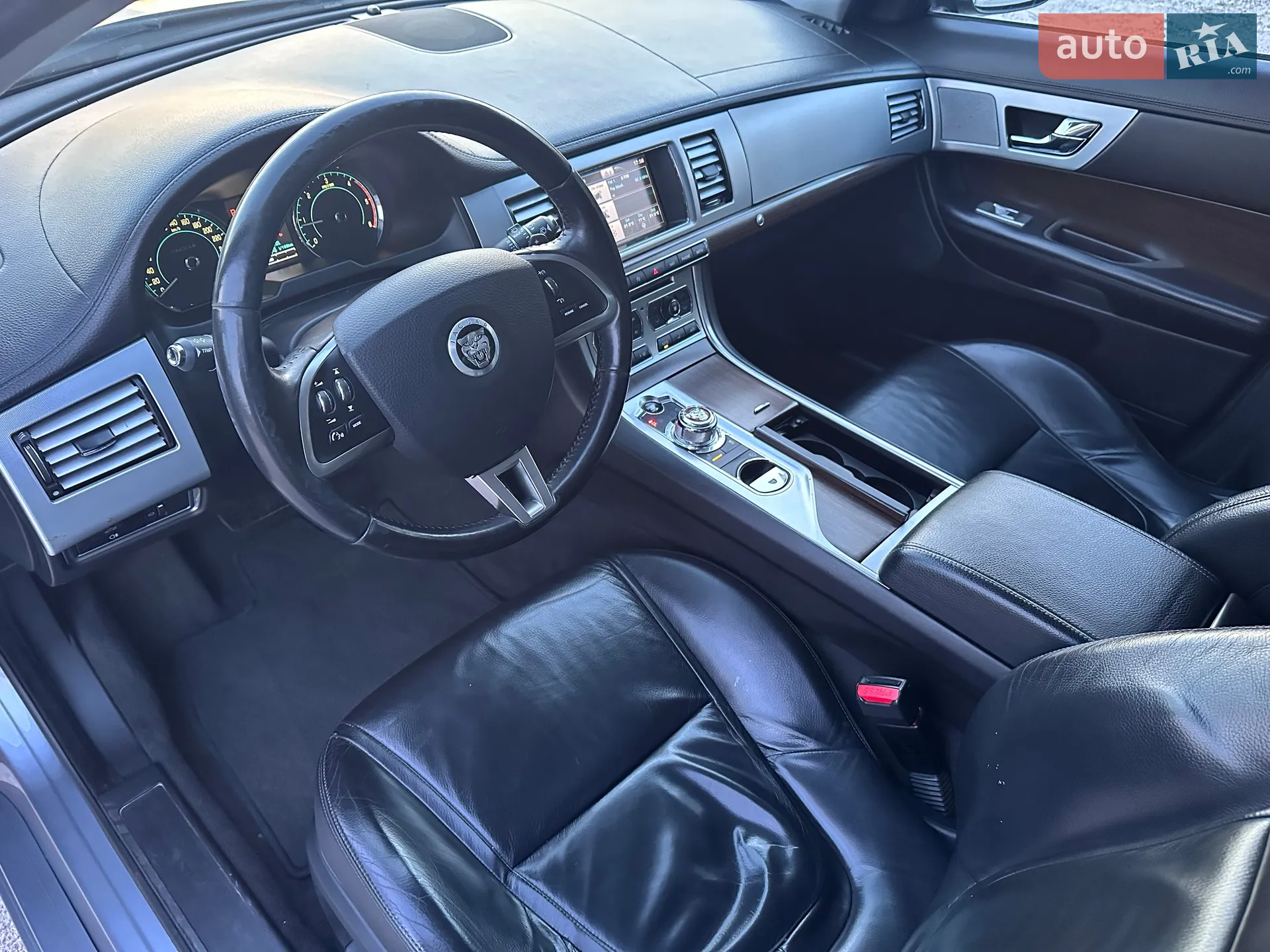 2012 Jaguar XF - мініатюра 19