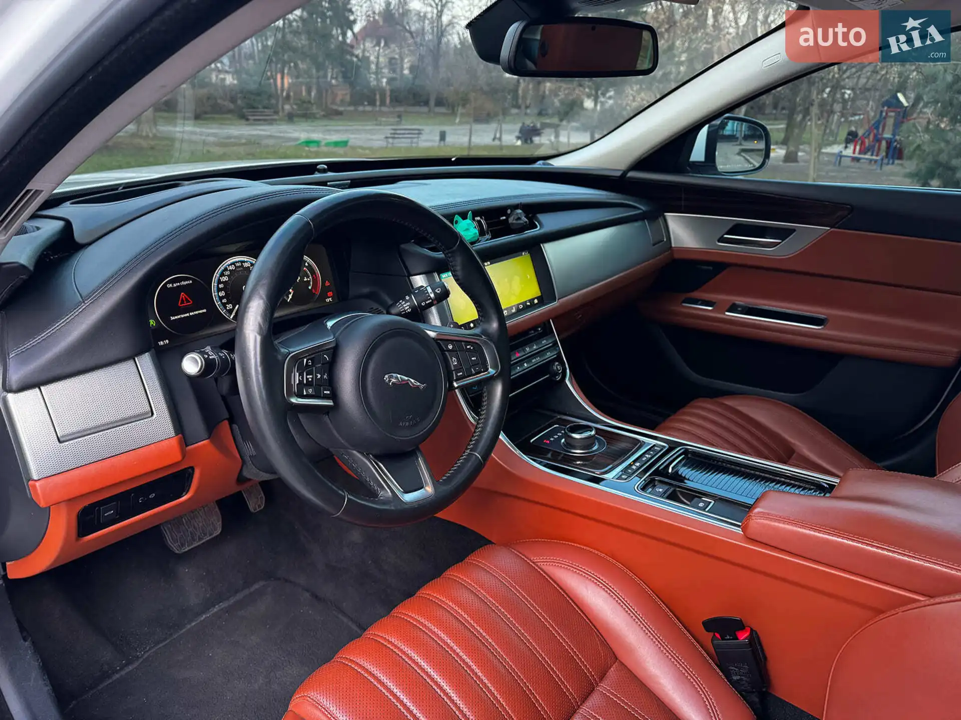 2017 Jaguar XF - мініатюра 20