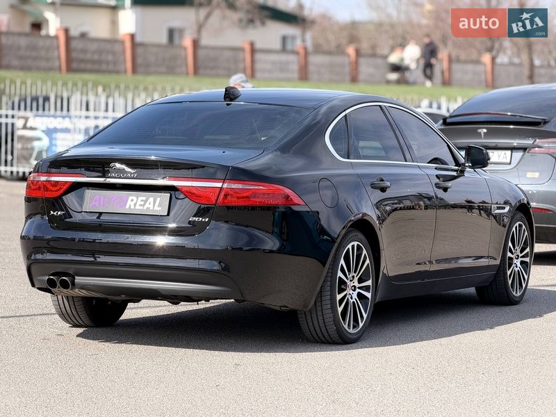 Седан Jaguar XF 2016 в Кривом Роге фото 19 Седан Jaguar XF 2016 в Кривом Роге