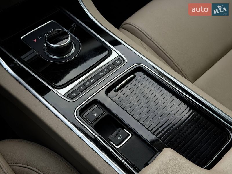 Седан Jaguar XF 2016 в Кривом Роге фото 69 Седан Jaguar XF 2016 в Кривом Роге