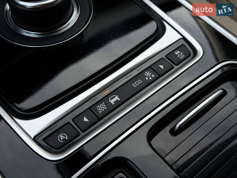 Седан Jaguar XF 2016 в Кривом Роге фото 72 Седан Jaguar XF 2016 в Кривом Роге