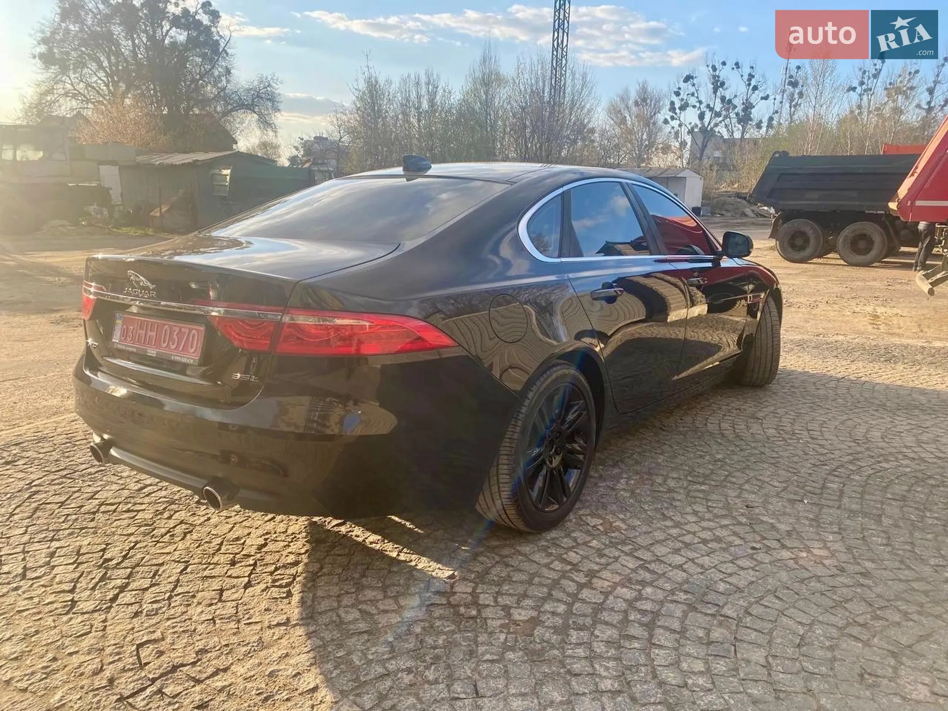 2015 Jaguar XF - мініатюра 3